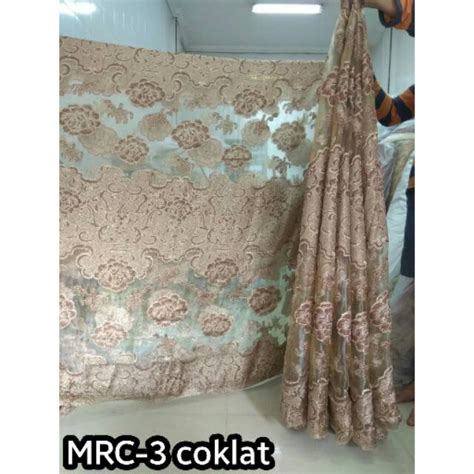 Kain jetblack (formal jetblack) jetblack (formal jetblack) bukanlah jenis kain, melainkan zat/ material celupan warna hitam pekat. Terbaru 21+ Bunga Mawar Toko Bata Kota Medan Sumatera ...