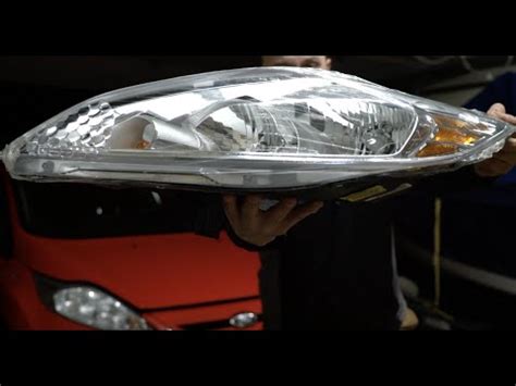 Ford Fiesta Headlight Assembly 