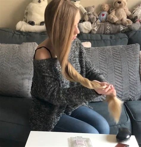 Video Blonde Alena In The Sofa Long Hair Styles Long Hair Models