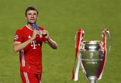 Archivado desde el original el 16 de julio de 2015. Müller nach dem Triple-Triumph: "Gehöre nicht in den ...