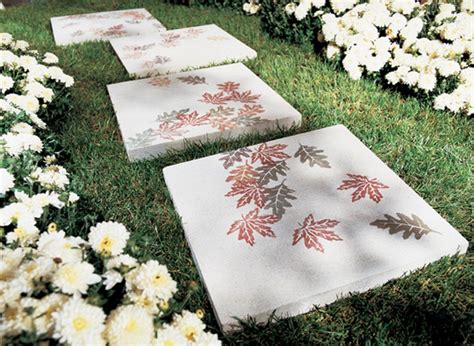 Depending on the kind of stencil you want to make, you might use mark your stencil placement with painter's tape. 10 DIY Stepping Stone Ideas For Your Garden - Garden ...