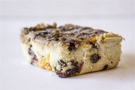 Reheat bread pudding in the oven at 350 for about 15 minutes until it's warm. Yard House Bread Pudding Recipe - A bread pudding you can ...