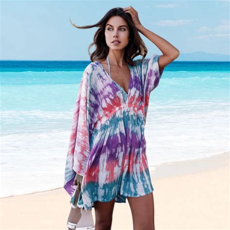 2018 New Arrivals Deep V Neck Beach Cover Up Printed Swimwear Loose Long Sleeves Beach Sarong
