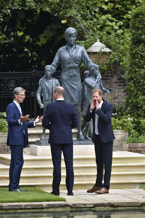 Princess Diana Statue Unveiled At Kensington Palace