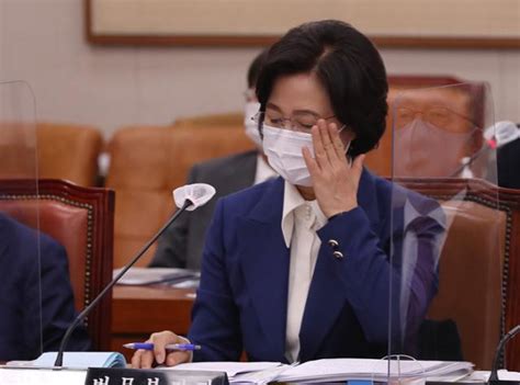인천점집 윤석열 대박 사주가 나왔다 윤석열 검찰총장 편. 추미애, 언론사 사주 만난 윤석열 감찰...첨예해지는 법검 갈등