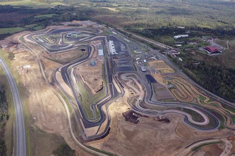 Игора драйв) complex near st petersburg, is the latest modern circuit facility to spring up in russia and perhaps its most nevertheless, with big plans to expand the local amenities, this could still prove a contender for a future f1 race when the contract with sochi finishes. DTM - La Russie de retour au calendrier en 2020