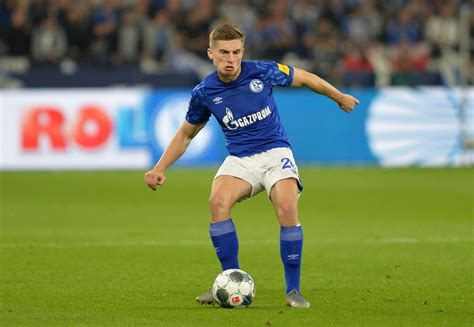 One Of Their Better Players Some Everton Fans React To 23 Year Old S Bundesliga Display Today