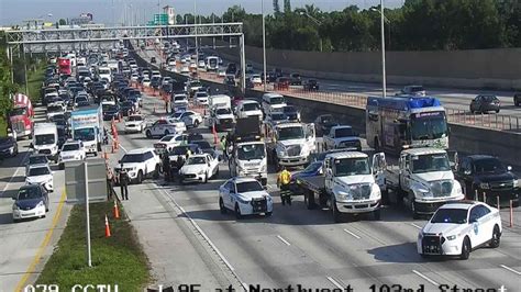 Major Traffic Delays After Accident Shuts Down I 95 Sb Miami Herald
