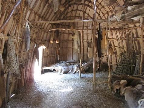 Inside Indian Hut Picture Of Williamsburg Virginia Tripadvisor