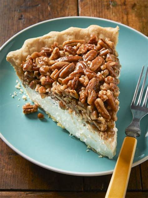Fully assembled chocolate mousse pie will keep in the fridge for up to 2 days. Photo Gallery | Norske Nook