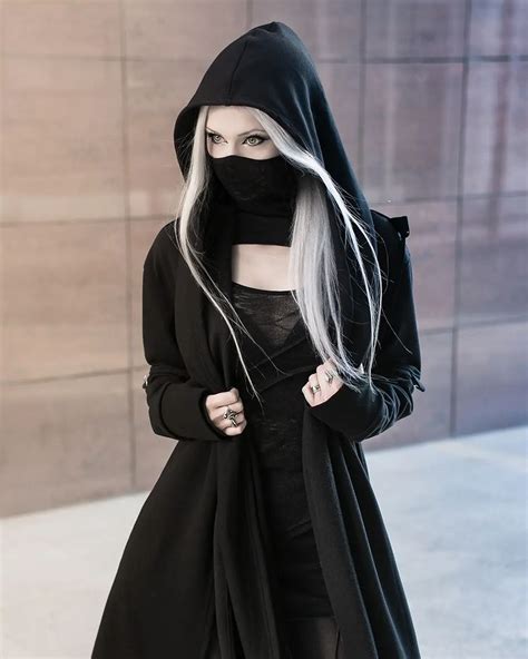Anastasia Eganydeath Instagram写真と動画 In 2022 Fashion Gothic
