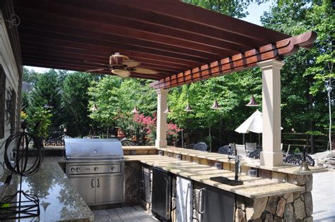 With the largest residential design database in the world and a vibrant community powered by social tools, houzz is the easiest way for people to get the design inspiration, project advice, product information and professional reviews they need to help turn ideas into reality. 12 Top Photos Ideas For Dirty Kitchen Design - Lentine Marine