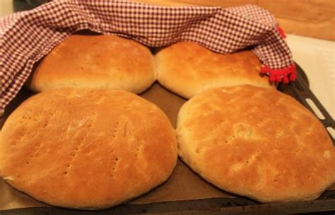 Kungsörnen är ett känt svenskt varumärke som funnits sedan 1929. Recept: Rågsiktskakor
