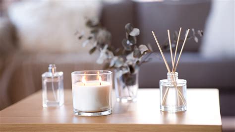 the best candle scents you should have in your dining room