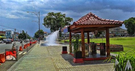 Bank plat merah terbesar di indonesia ternyata tempat kelahirannya di purwokerto, banyumas. 5 Tempat yang Layak Dikunjungi Ketika Anda Melancong ke Purwokerto | The Maniax!