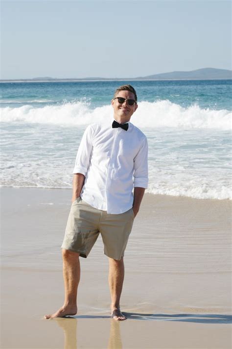Here are 20 beach wedding attire ideas from real weddings to inspire, for both the man of the hour and his groomsmen! 60 Cool Beach Wedding Groom Attire Ideas - Weddingomania