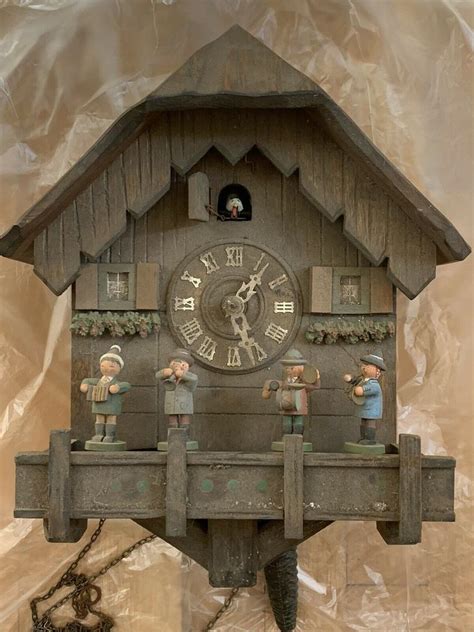 Cuendet Cuckoo Clock Der Frohliche Wanderer Edelweiss 7707 18 Swiss