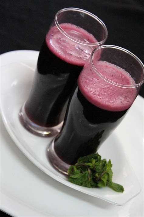 Nov 10, 2016 · beetroot with its juicy, red appearance is a versatile superfood that can be turned into anything. beetroot juice recipe, chukandar ka juice | KeepRecipes ...