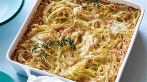 Infornate il timballo di tortellini a 190 gradi per circa 45 minuti. Timballo di Pasta al Forno alla Crema di Zucchine e Robiola