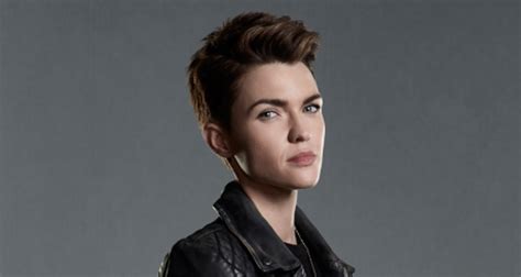 Ruby Rose Announces Shocking ‘batwoman Exit Batwoman Ruby Rose Just Jared Celebrity News