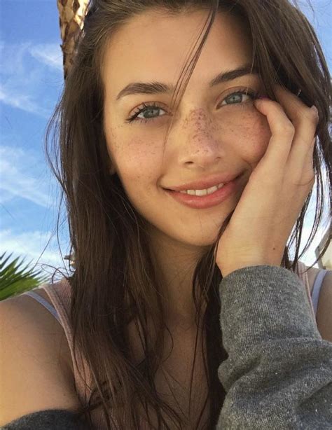 Jessica Clements Porn Photo