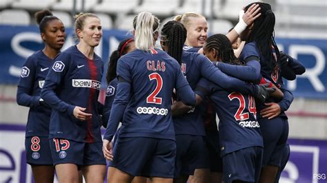 Metz psg maçını willy delajod yönetiyor. Féminines : PSG/Metz (7-1), le PSG terrasse Metz pour son ...