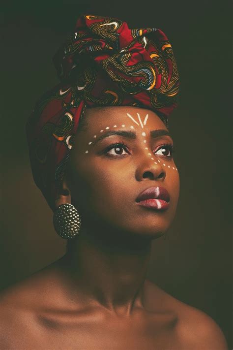 Pin De Madalena Kira Em Fotografi Maquiagem Africana Maquiagem