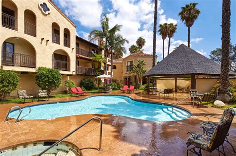 Guests praise the pleasant rooms. Quality Inn Fallbrook en San Diego area | BestDay.com