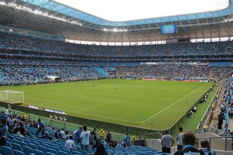 In porto alegre a free kick has been awarded the home team. Arena do Grêmio - Porto Alegre