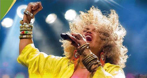 Jocelyne béroard is a martinican singer and songwriter. Jocelyne Béroard en concert | Madinin'Art