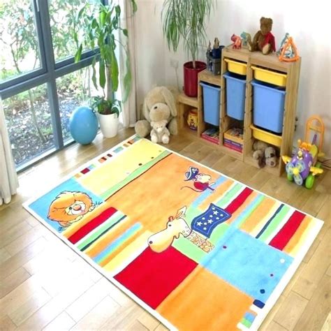 A brown rug grounds an otherwise more feminine bedroom, with lots of florals, whites, and blues. Encouraging boys bedroom rugs Snapshots, idea boys bedroom ...