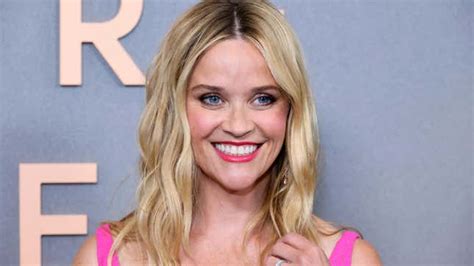 Reese Witherspoon Compares Legally Blonde To Top Gun Maverick