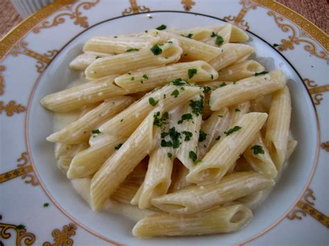Maybe you would like to learn more about one of these? Stephanie Cooks: One Pot Penne Alfredo