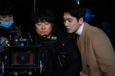 Funniest moments of hospital playlist eng sub. Hospital Playlist Season 1: Behind-The-Scenes Photos