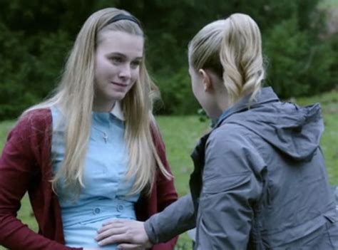 New shows are typically released at 8am on their day of release, so you can expect that the episodes will be released each thursday at that. Riverdale season 2 LEAKS: What to expect from new Netflix ...