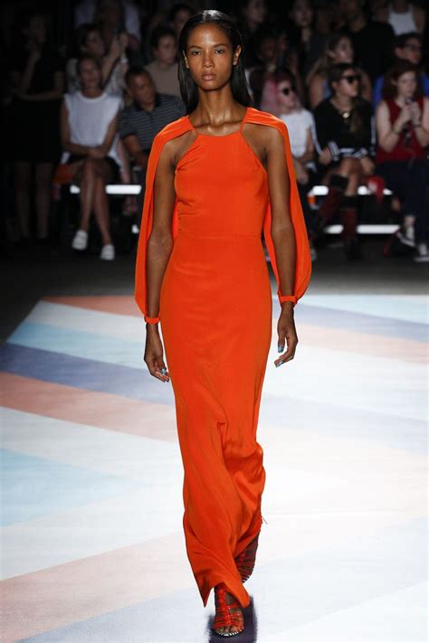 Christian Siriano Модные стили Модный показ Оранжевая мода
