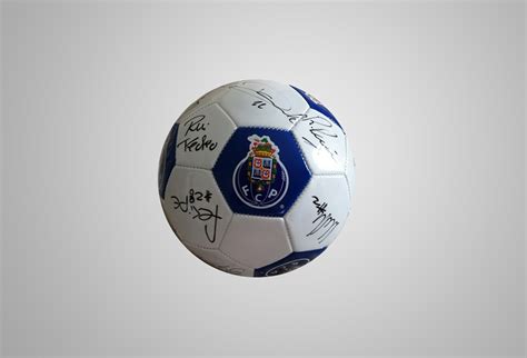 Porto b primeira liga uefa champions league liverpool f.c., china, miscellaneous, sport, christmas decoration png. Bola do Futebol Clube do Porto autografada pelo plantel