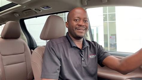 Mira qué suv de lujo hace que pasar un duro fin de semana tenga un nuevo significado o conoce más a fondo una suv nueva con un estilo icónico diseñado para no desentonar nunca con tu estilo de vida único. 2020 Toyota Sienna - AWD Minivan - Serra Toyota of ...