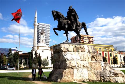 Παρακαλούμε εισάγετε τουλάχιστον 3 χαρακτήρες. ΑΛΒΑΝΙΑ 2 - Ο ΔΡΟΜΟΣ ΓΙΑ ΤΑ ΤΙΡΑΝΑ | Κώστας Ζυρίνης & Ισαβέλλα Μπερτράν