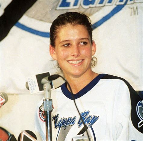 First Female Goaltender In The Nhl Manon Rheaume 1992 Tampa Bay