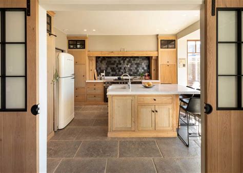 Our Tips For Selecting Stone Kitchen Flooring For Your Project