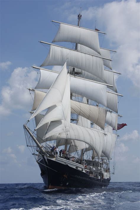 The Worlds Biggest Wooden Ship Sails Into Sydney Today Tall Ships