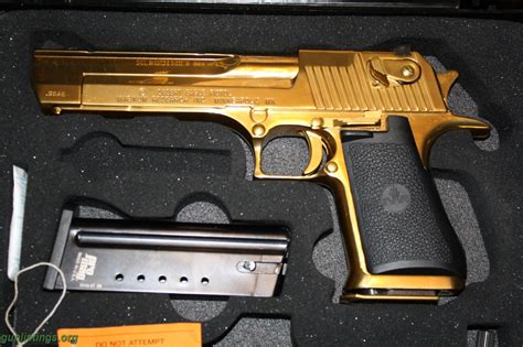 Guns And Weapons Desert Eagle Golden Edition