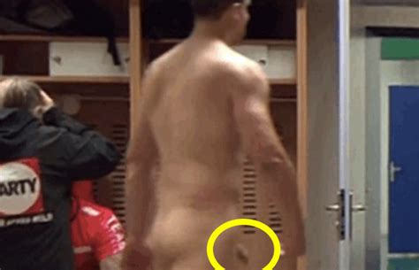 Rugby Player Charles Ollivon Naked After Game Spycamfromguys Hidden