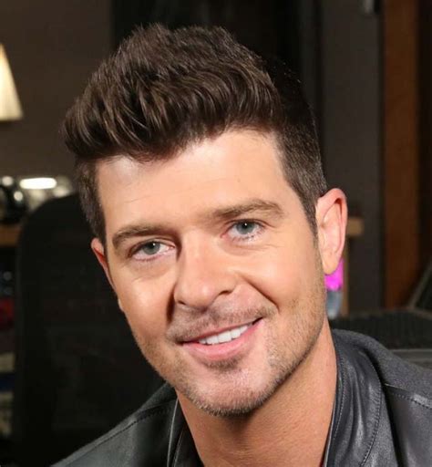 Pictures Of Robin Thicke