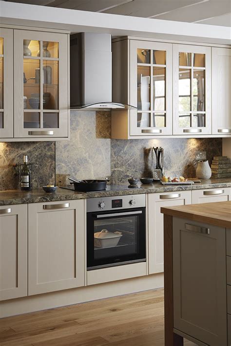 Howdens | The UK's Number 1 Trade Kitchen Supplier | Shaker style