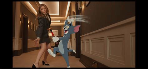 Chloe Grace Moretz Tom And Jerry Movie Photos 2021 ️😍 Tom And Jerry
