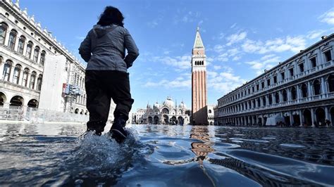 Venice Mayor Orders St Mark S Square Closed Amid Floods News Al Jazeera