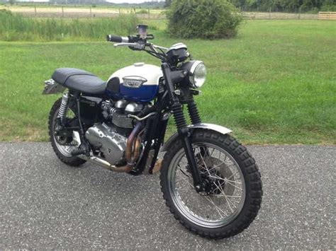 Fitted with after market shocks,and triumph accessories single. Buy 2006 Triumph Scrambler 900 on 2040-motos