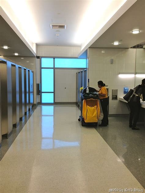Some of the most popular destinations from sju include dallas fort worth, miami, atlanta, newark, orlando, and chicago midway. How to Find the Best Airport Restroom - Cloud Surfing ...